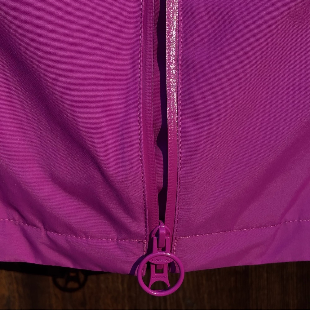 Lands' End 3 in 1 Coat w/quilted removable inner coat. Wind-waterproof size 8 - Picture 10 of 11